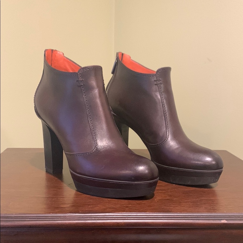 Santoni Leather Booties